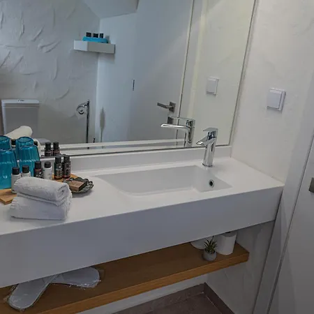 Irissa Παραλία Ιρίων